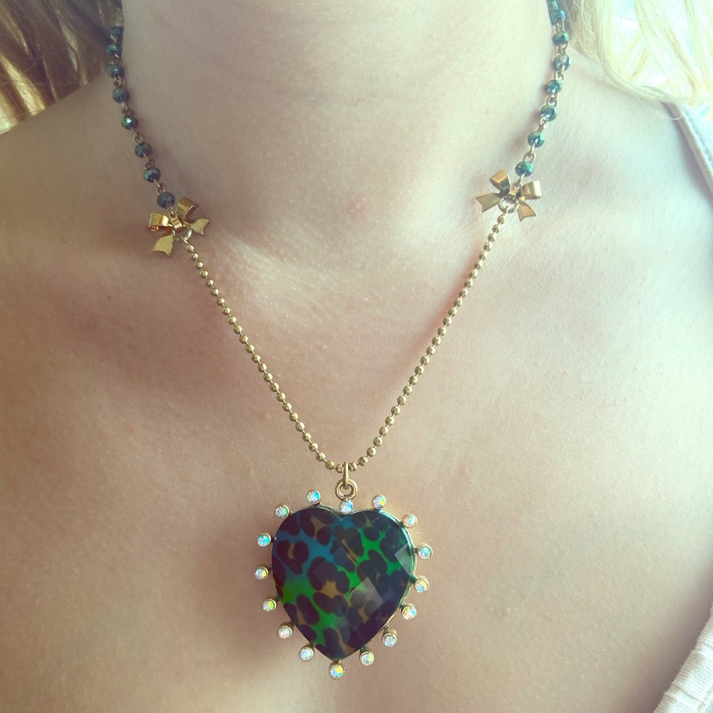 ✨Betsey Johnson✨ Leopard Print Heart Necklace